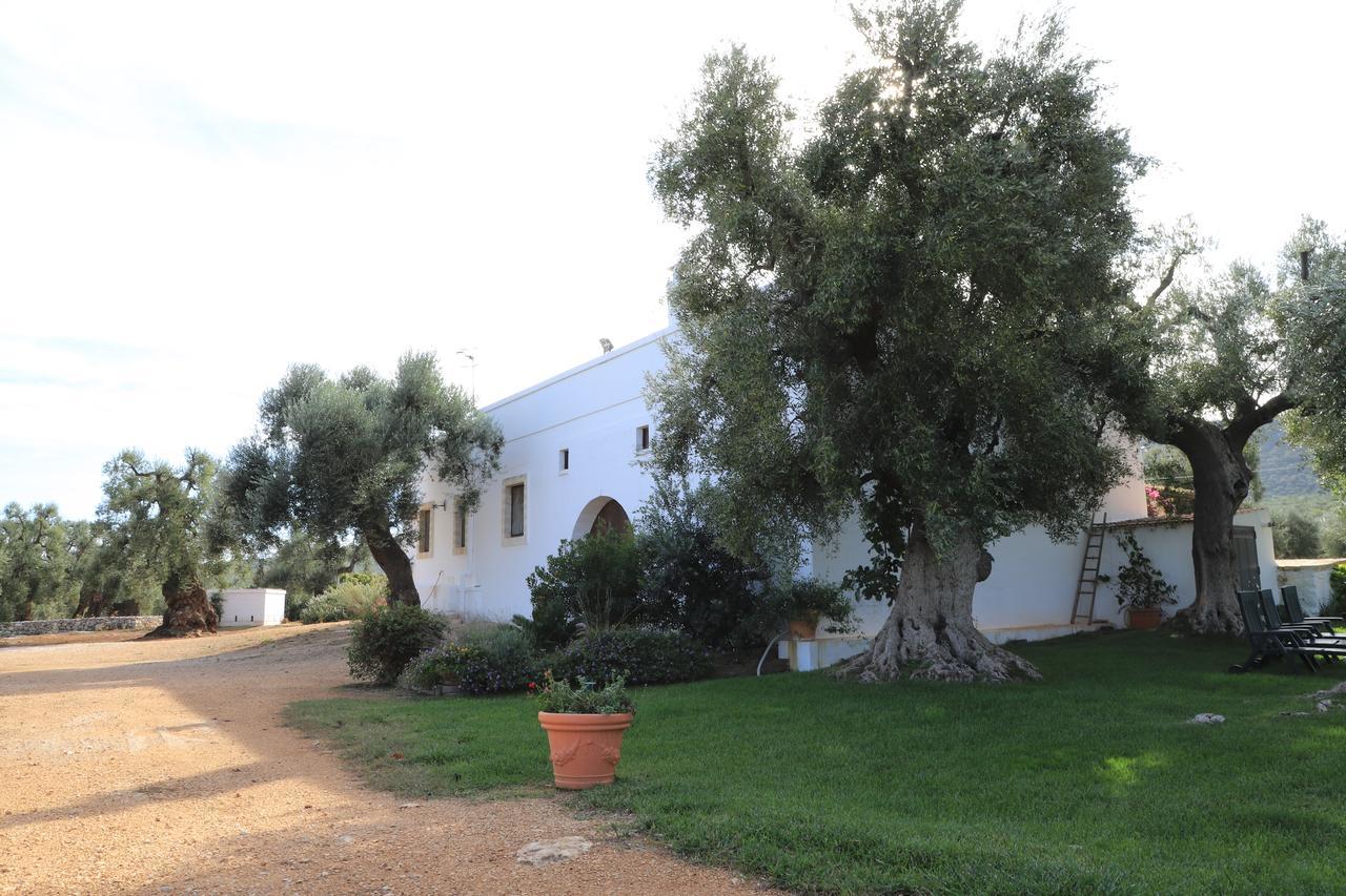 Masseria Lama Di Galizia Остуни Екстериор снимка