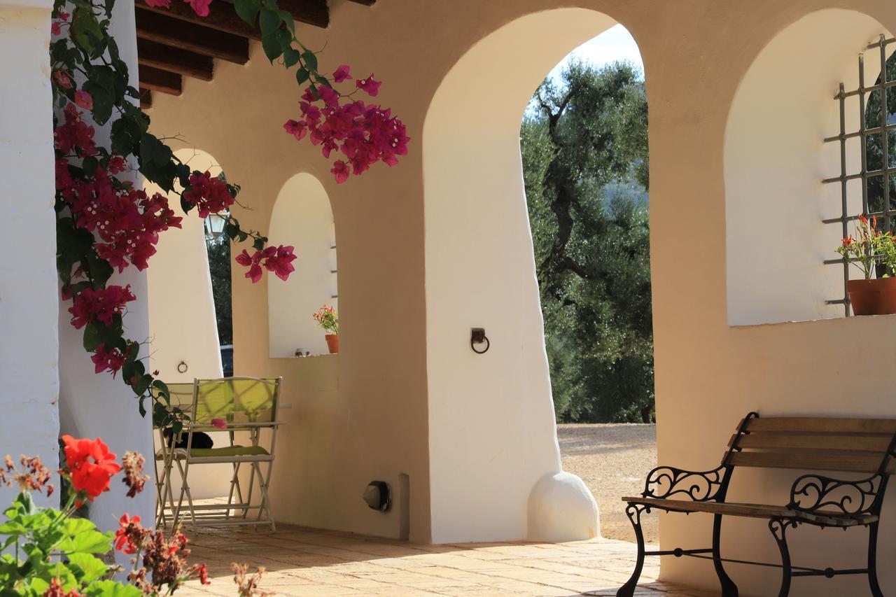 Masseria Lama Di Galizia Остуни Екстериор снимка